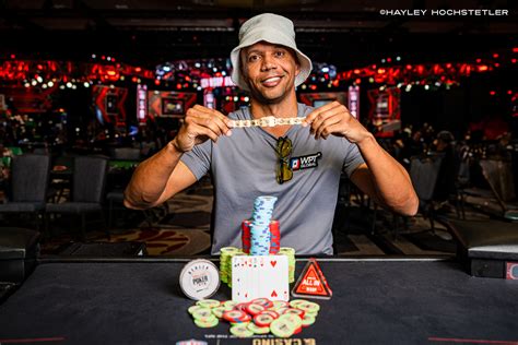 how old is phil ivey|Phil Ivey Wins Historic 11th World Series of Poker Bracelet.